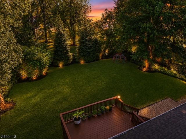 42 Sherwood Dr, New Providence Boro, NJ 07974