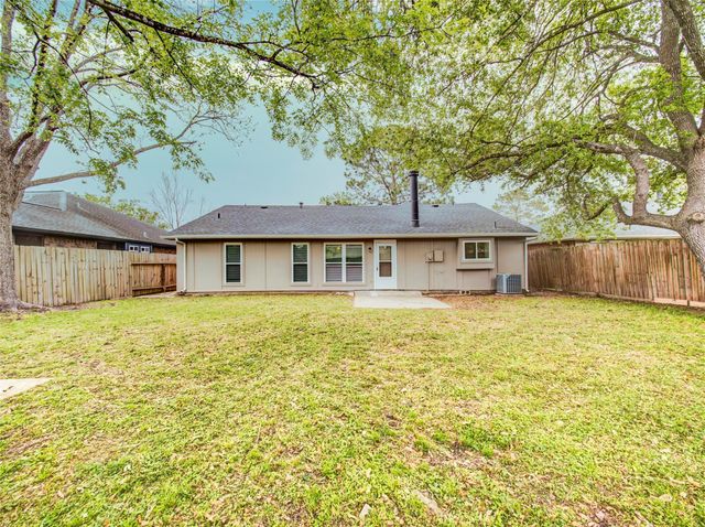 7114 Buchanan Drive, Richmond, TX 77469