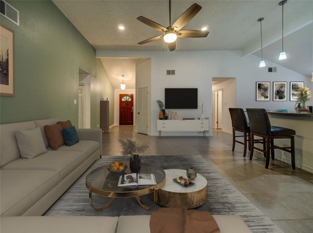 7114 Buchanan Drive, Richmond, TX 77469