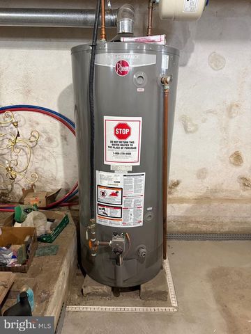 720 KEDRON AVE, Morton, PA 19070