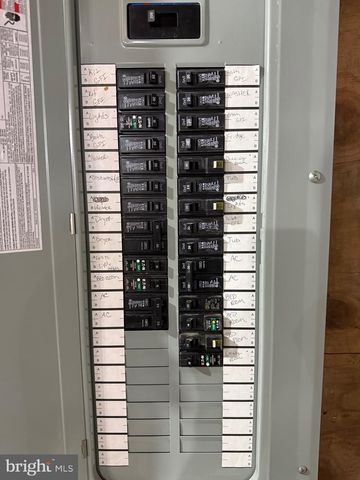 720 KEDRON AVE, Morton, PA 19070