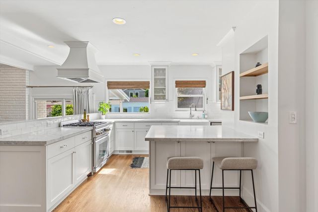 116 San Antonio Way, Sacramento, CA 95819