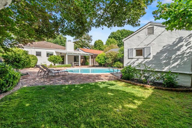 116 San Antonio Way, Sacramento, CA 95819