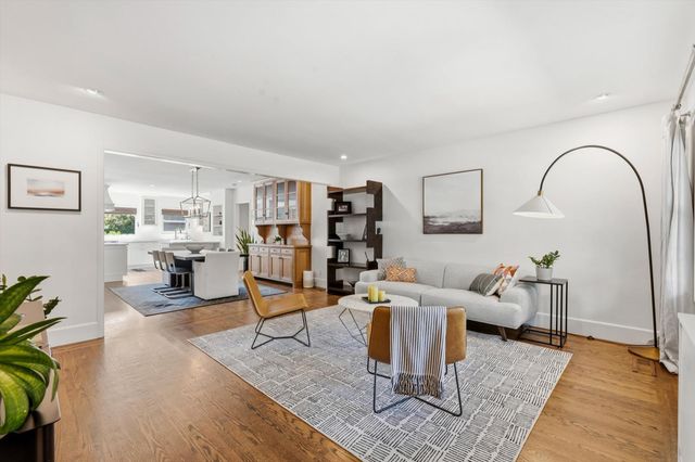 116 San Antonio Way, Sacramento, CA 95819