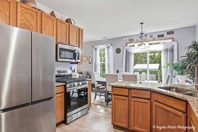 2636 Evergreen Circle, Mchenry, IL 60050