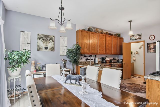2636 Evergreen Circle, Mchenry, IL 60050
