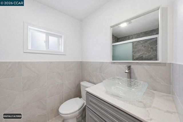 844 Mclaughlin St, Richmond, CA 94805