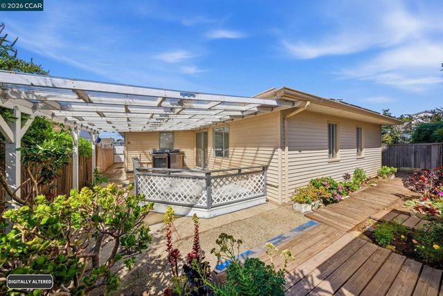 844 Mclaughlin St, Richmond, CA 94805