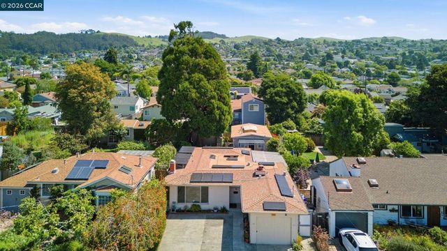 844 Mclaughlin St, Richmond, CA 94805