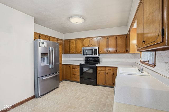 494 E Keller Hill Road, Mooresville, IN 46158