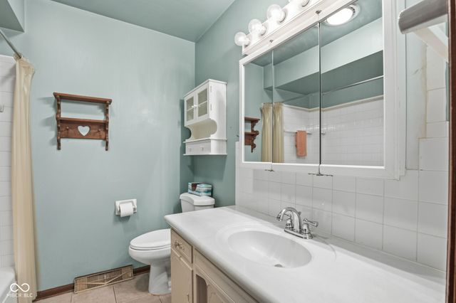 494 E Keller Hill Road, Mooresville, IN 46158