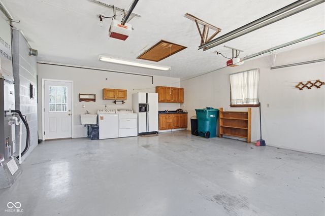494 E Keller Hill Road, Mooresville, IN 46158