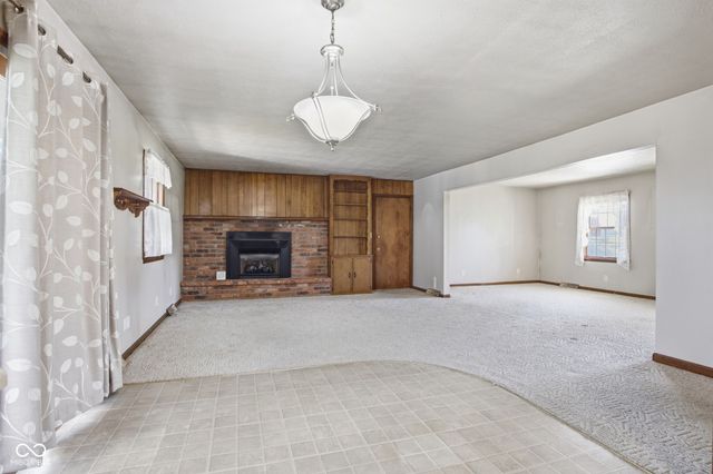 494 E Keller Hill Road, Mooresville, IN 46158