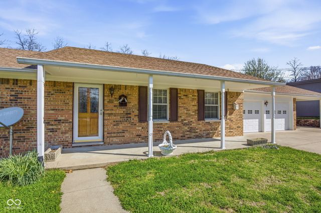 494 E Keller Hill Road, Mooresville, IN 46158