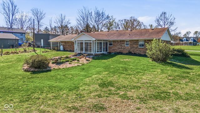 494 E Keller Hill Road, Mooresville, IN 46158