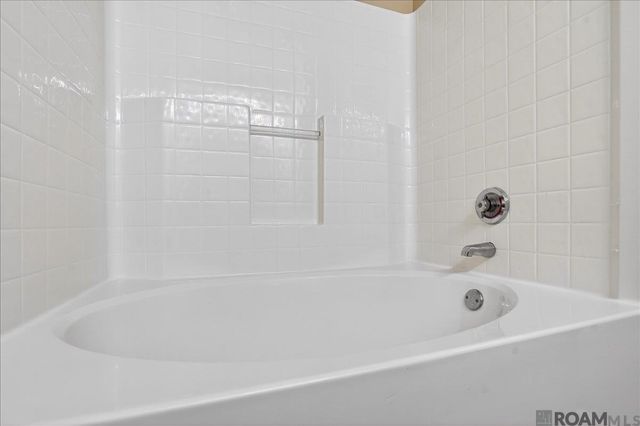 13435 Orleans Dr, Gonzales, LA 70737