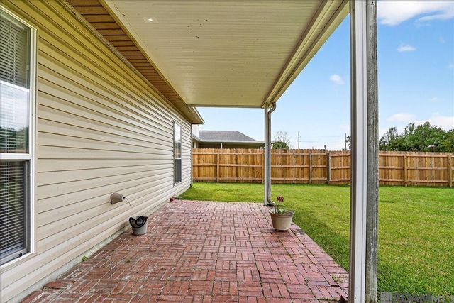 13435 Orleans Dr, Gonzales, LA 70737