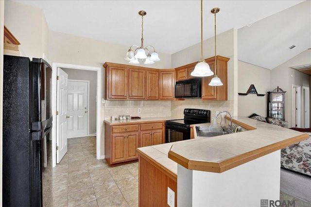 13435 Orleans Dr, Gonzales, LA 70737