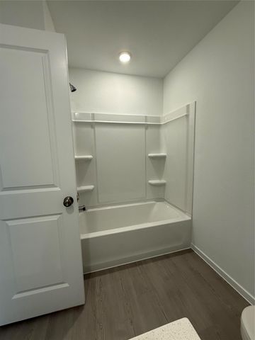 335 Parkin Court, Conroe, TX 77303