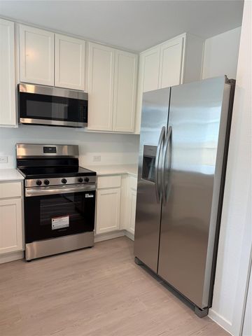 335 Parkin Court, Conroe, TX 77303