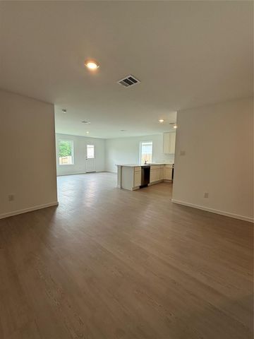 335 Parkin Court, Conroe, TX 77303