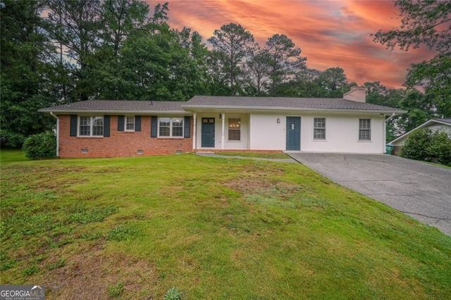 2168 Cannon Hill Road SW, Lilburn, GA 30047