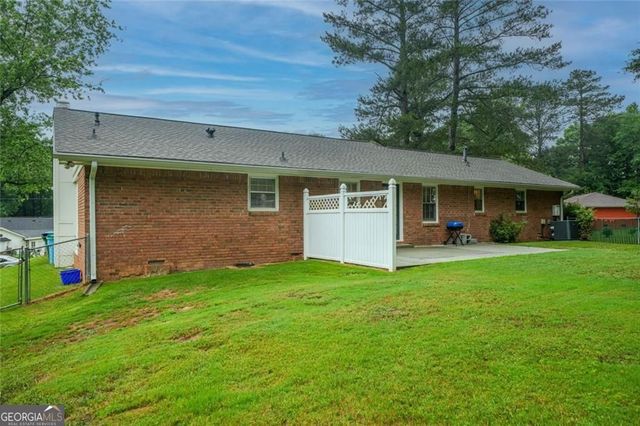 2168 Cannon Hill Road SW, Lilburn, GA 30047
