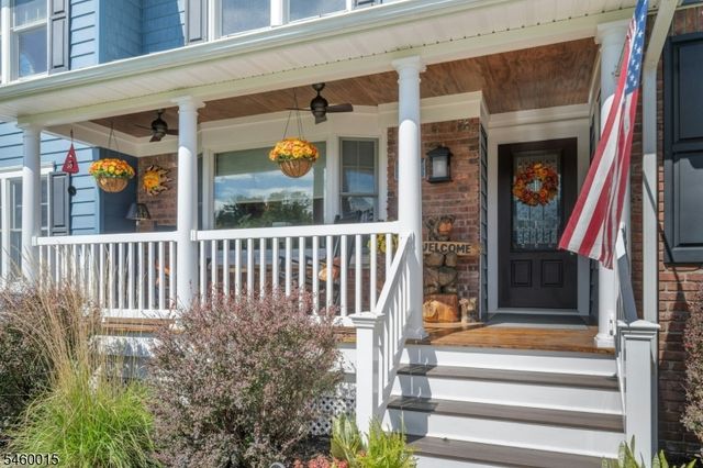 1 Fleetwood Ave, Fairfield Twp., NJ 07004