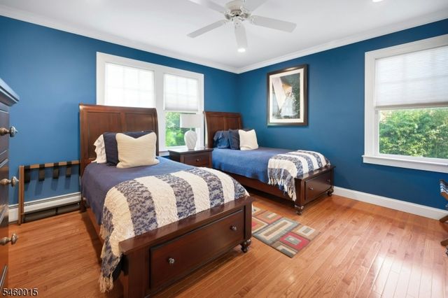 1 Fleetwood Ave, Fairfield Twp., NJ 07004