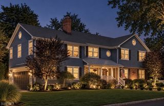 1 Fleetwood Ave, Fairfield Twp., NJ 07004