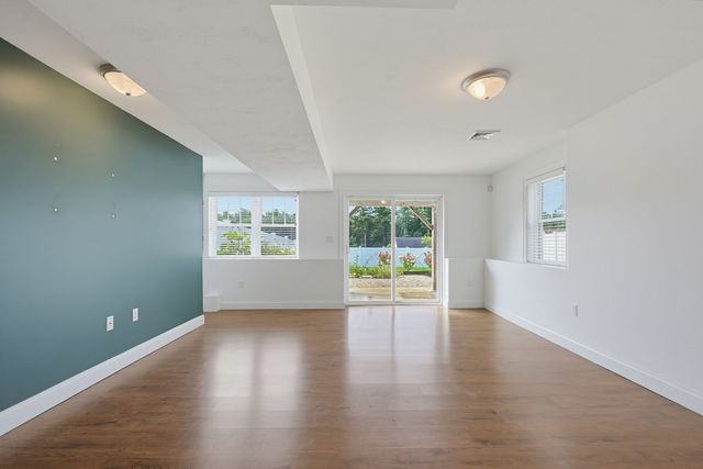 1449 Main St 4, Hanson, MA 02341