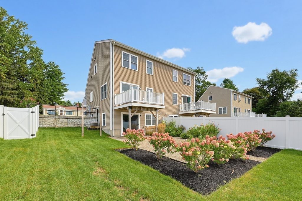 1449 Main St 4, Hanson, MA 02341