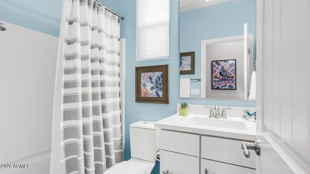 3743 W LAPENNA Drive, New River, AZ 85087