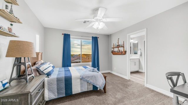 3743 W LAPENNA Drive, New River, AZ 85087