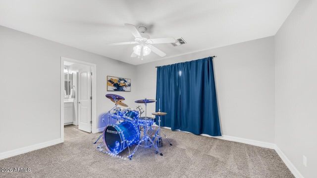 3743 W LAPENNA Drive, New River, AZ 85087