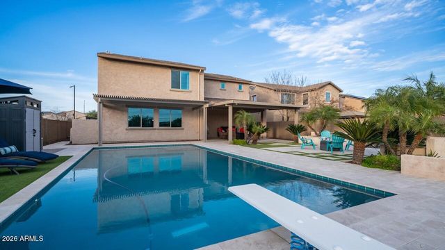 3743 W LAPENNA Drive, New River, AZ 85087