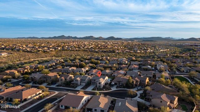3743 W LAPENNA Drive, New River, AZ 85087