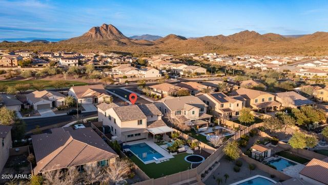 3743 W LAPENNA Drive, New River, AZ 85087