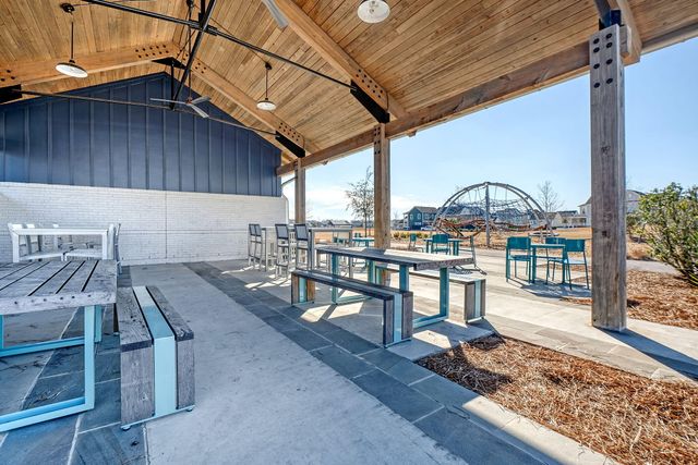 305 Sherrod Park Lane, Summerville, SC 29486