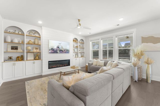 305 Sherrod Park Lane, Summerville, SC 29486