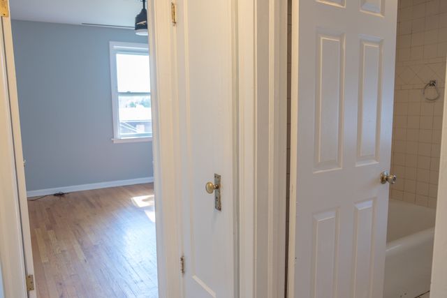 5445 W 64th Street 2, Chicago, IL 60638