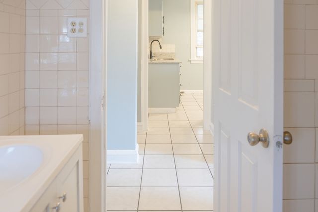 5445 W 64th Street 2, Chicago, IL 60638