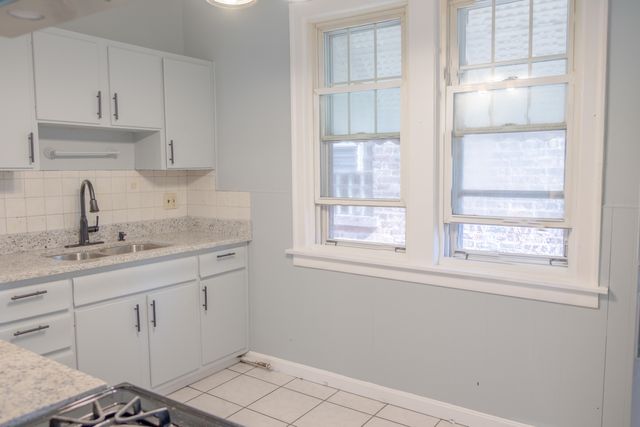 5445 W 64th Street 2, Chicago, IL 60638