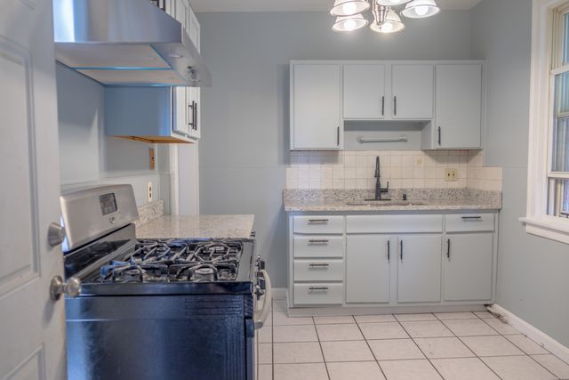 5445 W 64th Street 2, Chicago, IL 60638