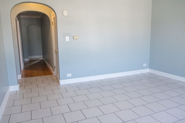 5445 W 64th Street 2, Chicago, IL 60638