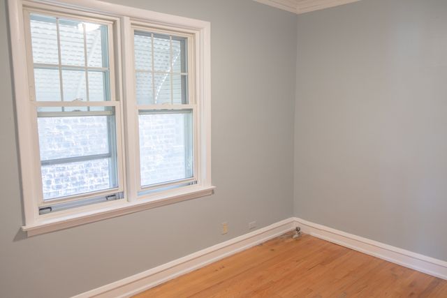 5445 W 64th Street 2, Chicago, IL 60638