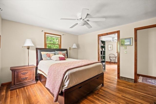 73 Center Street, Plympton, MA 02367