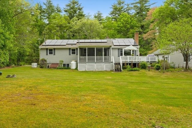 73 Center Street, Plympton, MA 02367