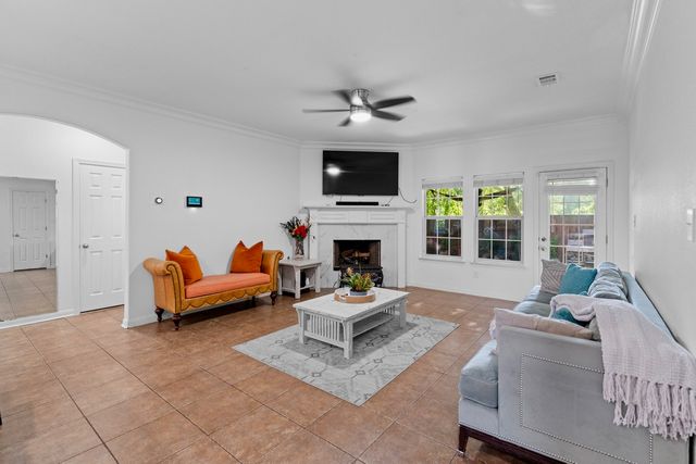 1025 Pearson Street, Irving, TX 75061