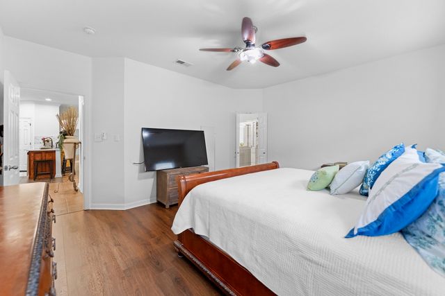 1025 Pearson Street, Irving, TX 75061